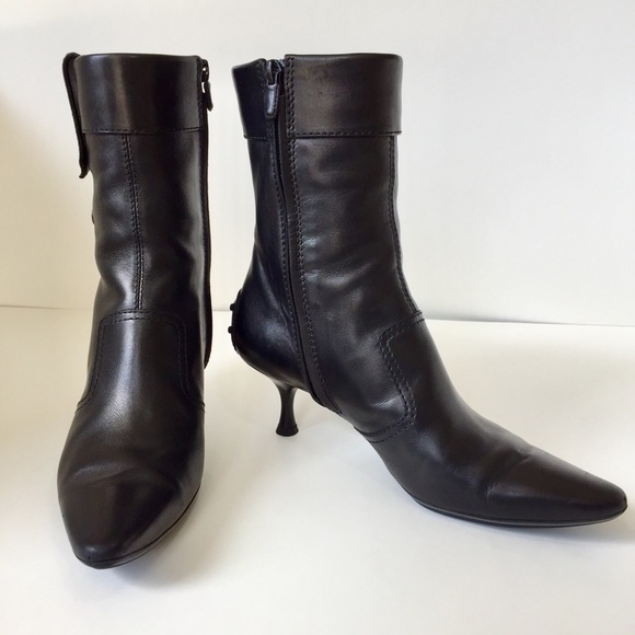 Tod’s Kitten Heel Boots Size 7.5